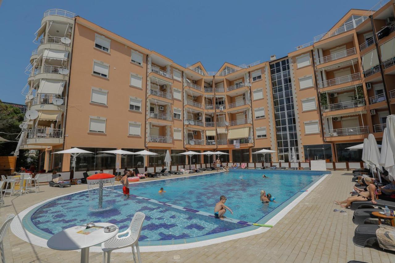 Apartment Golem  Luaran gambar
