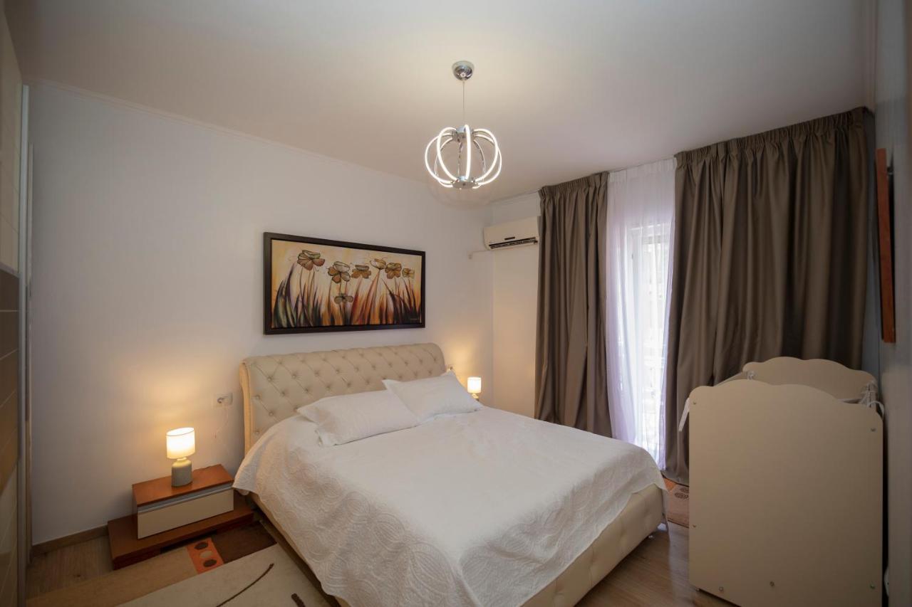 Apartment Golem  Luaran gambar
