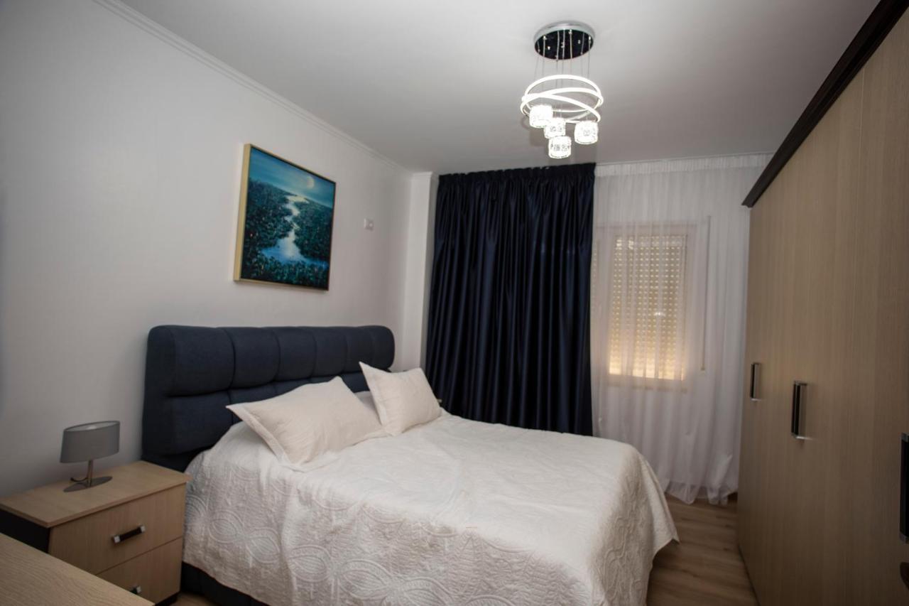 Apartment Golem  Luaran gambar