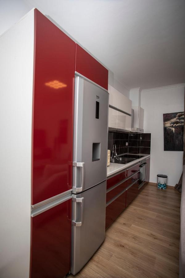 Apartment Golem  Luaran gambar